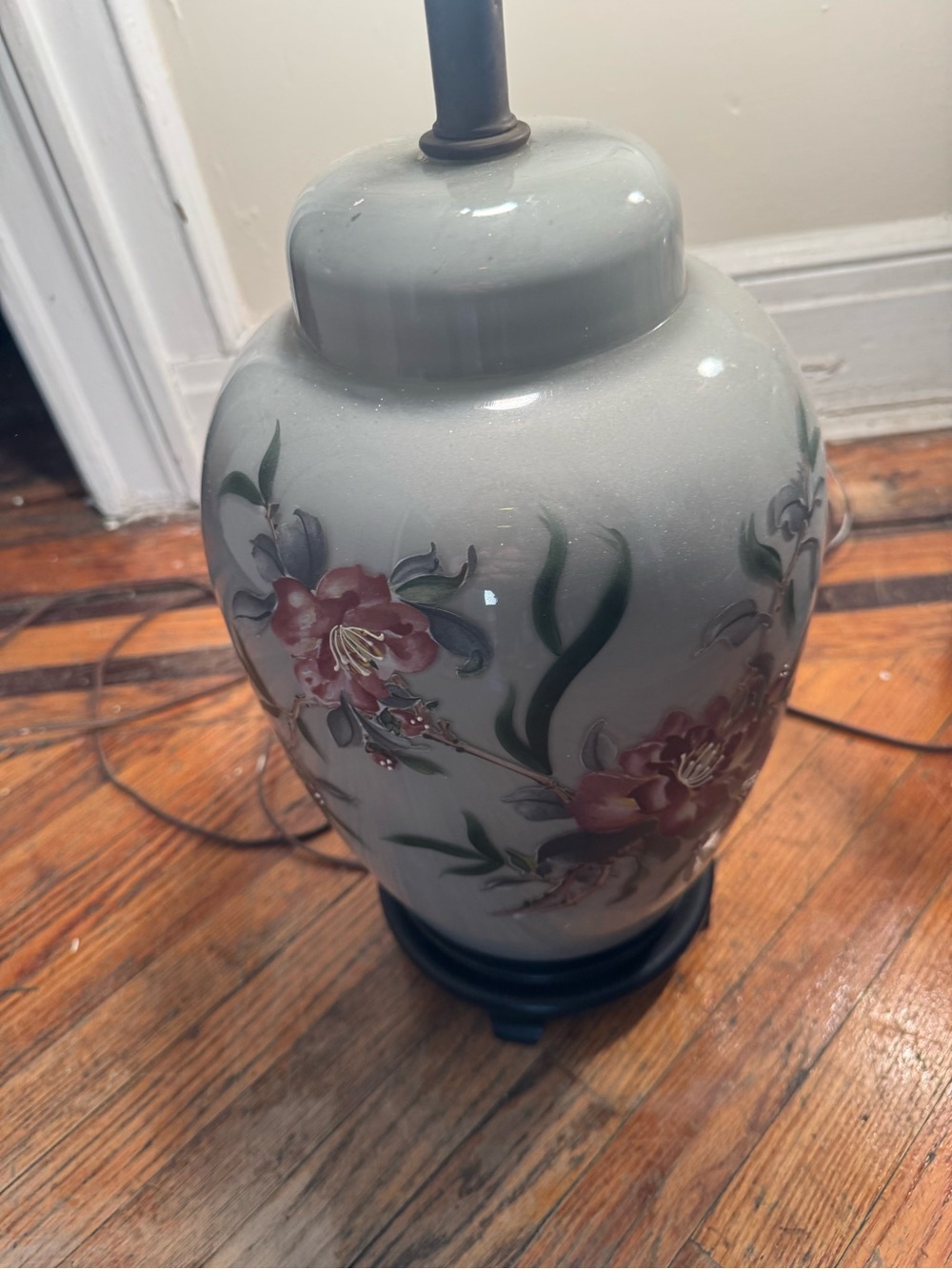 VTG Hand-Painted Floral Ceramic-2- Table Lamps - with Pink Flowers